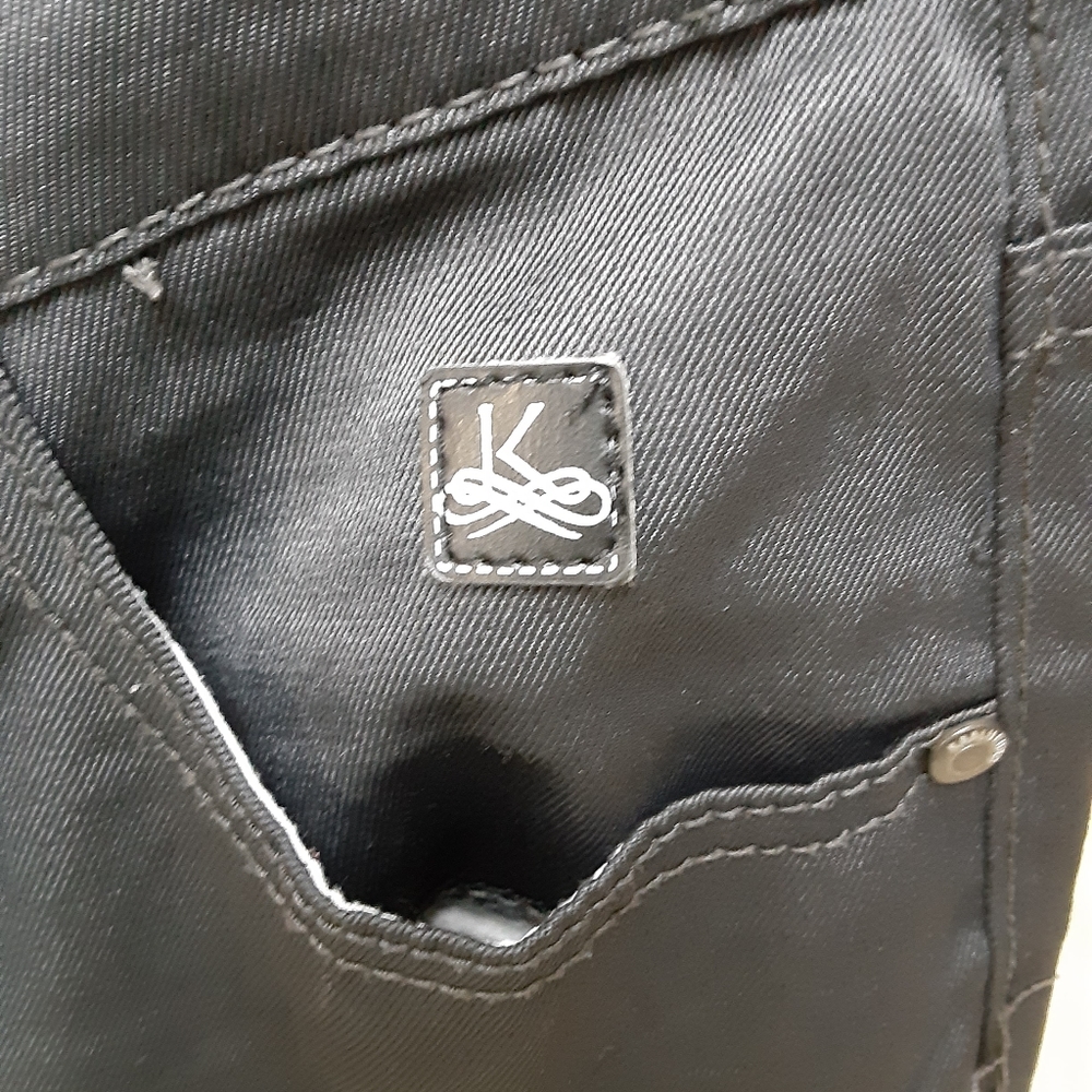Jeans - Picture 2 of 4